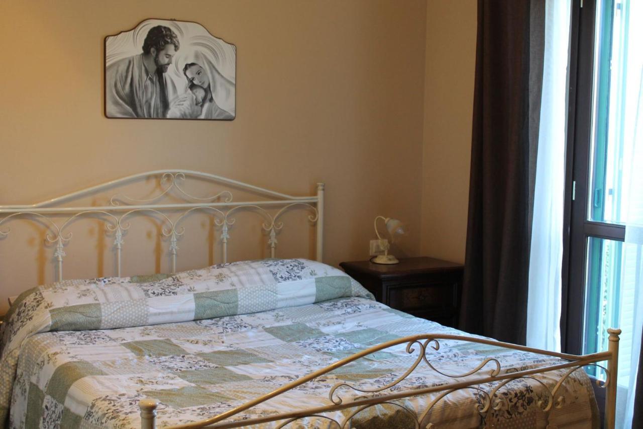 Casa Riva Bed & Breakfast Терни Екстериор снимка